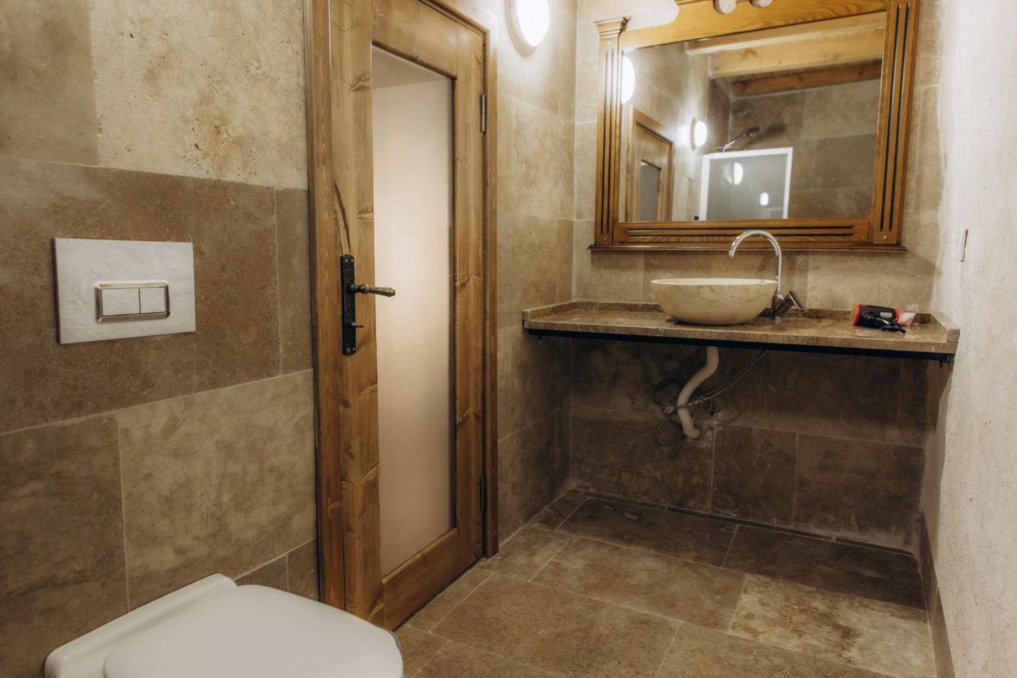 Anatolia Raymonde Cave House Hotel อุตชิซาร์ ภายนอก รูปภาพ